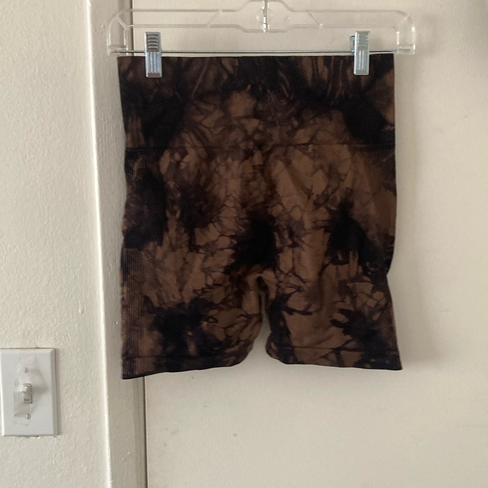 Brown and Black Bike Shorts with Artistic Tie-Dye Pattern